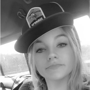 Meet your Posher, Kentlee